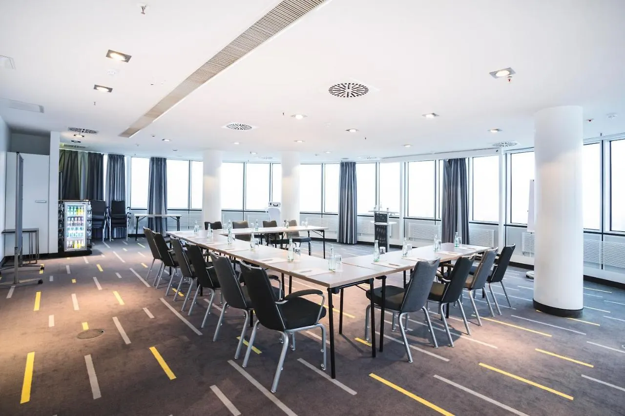 ****  Garner Hotel Berlin - Spandau By Ihg Tyskland